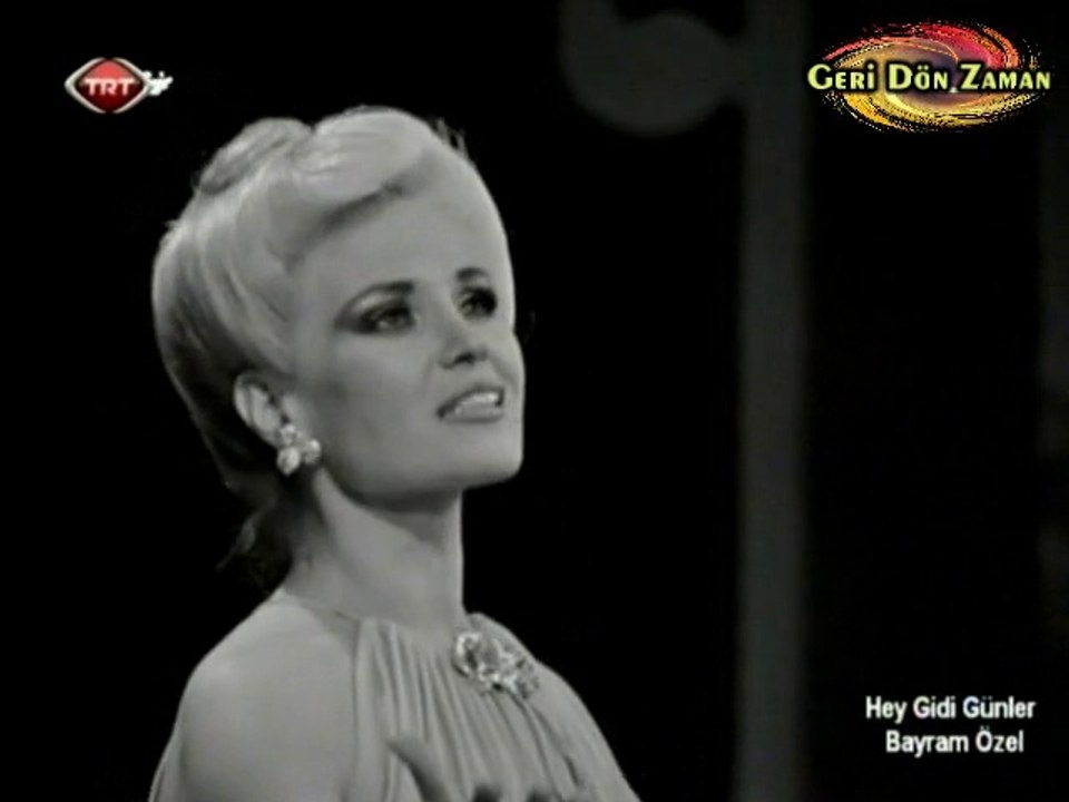 Gönül Yazar - Aşk Hikayesi [Francis Lai & His Orchestra - Love Story] (1971)