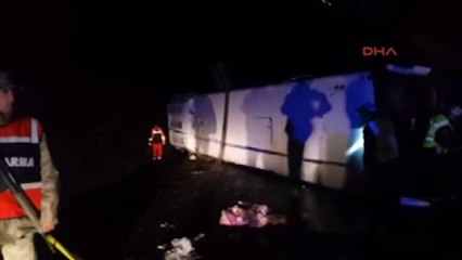 Sivasek1 Gümüşhane'de Görevli Polisleri Taşıyan Otobüs Devrildi: 6 Şehit