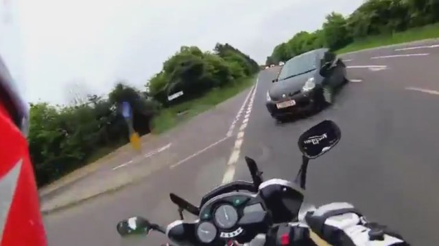 97 MPH Hard Hitting Footage of Motorcycle Death on A47