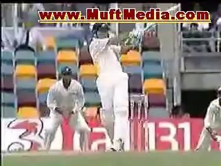Zaheer Khan Great Bowling Against Aussies