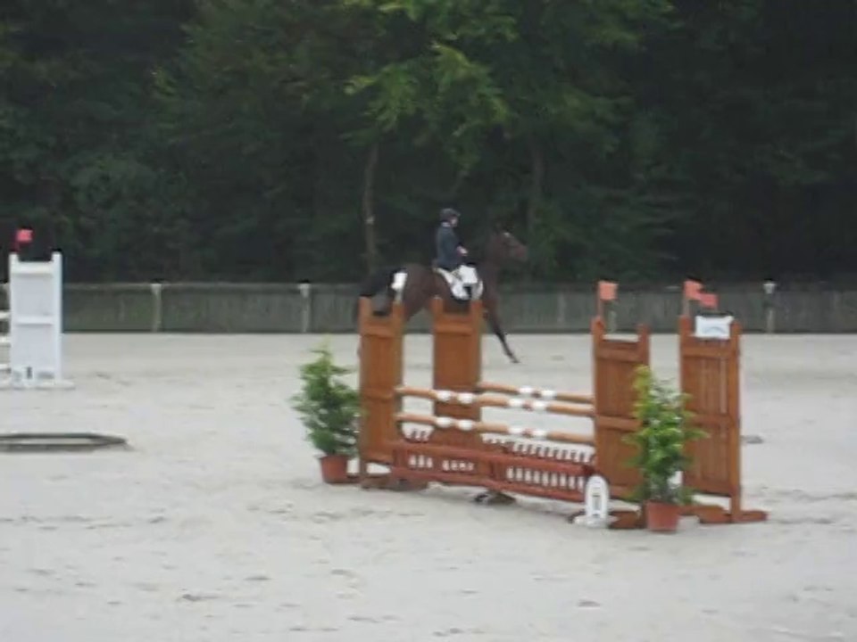 Litchie de Bernot en CSO à Compiègne 11 10 2014 Prépa 1M