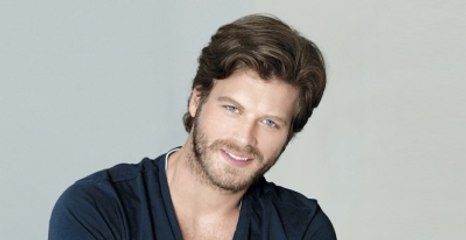 Kıvanç Tatlıtuğ, Şampanya İddiasına Fena Patladı!