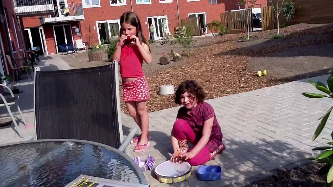Margriet en Isis