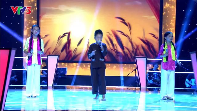 Vòng đối đầu - Liên khúc ba miền - Quang Nhật vs Phương Duyên vs Mỹ Chi - Giọng hát Việt Nhí 2013 - m.thuymien.com