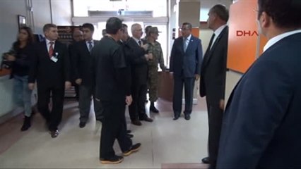 Sivas Valisi Barut Yaralıları Ziyaret Etti