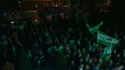 Leaders of old divisions likely to win Bosnia election