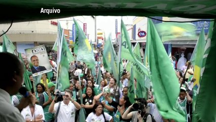 Marina declara apoio a Aécio