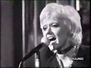 Rita Pavone -" Cuore" (Mon Cœur) NB  (vidéo N1)