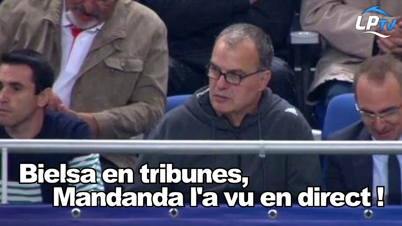 Bielsa en tribune, Mandanda l'a vu !