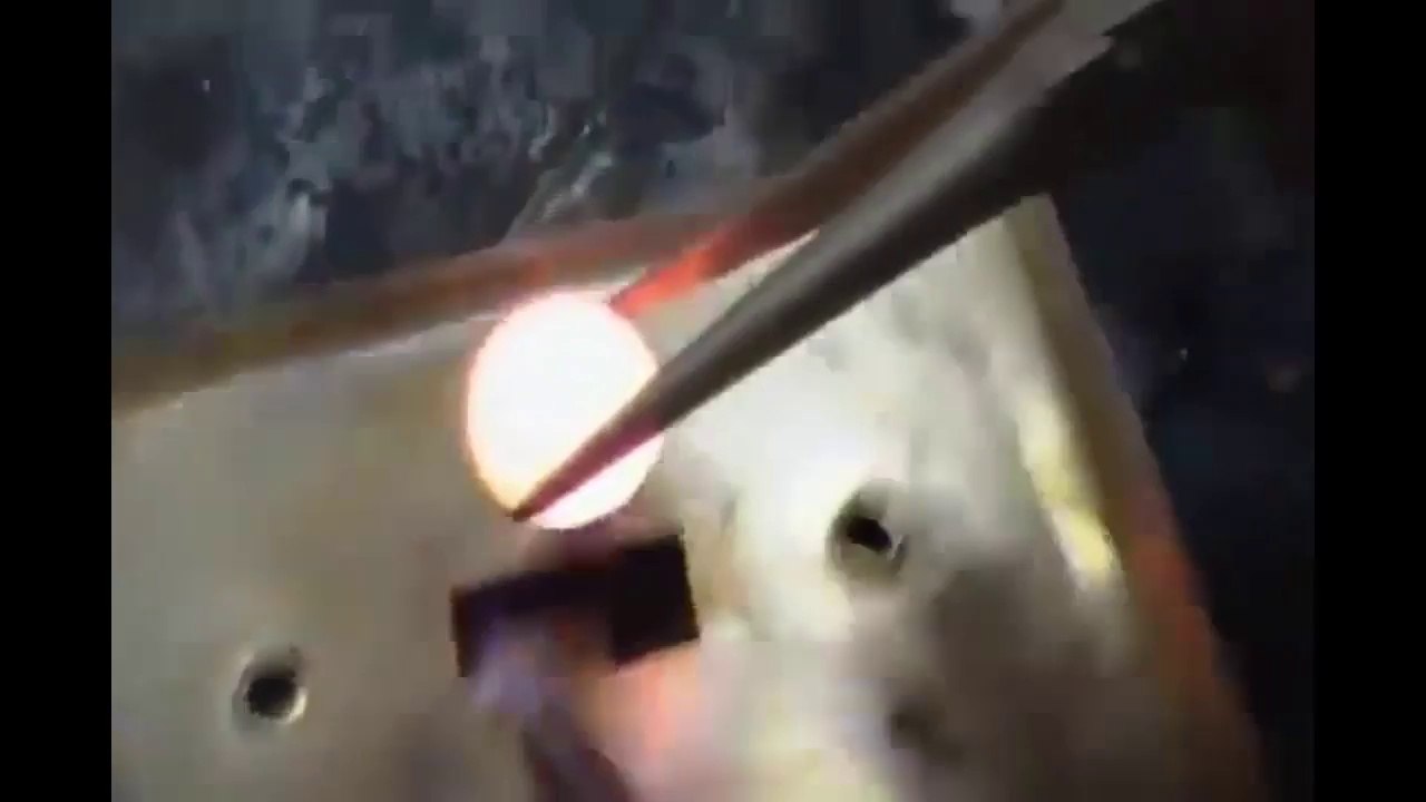 Kızgın Nikeli Suya Atarsanız Ne Olur