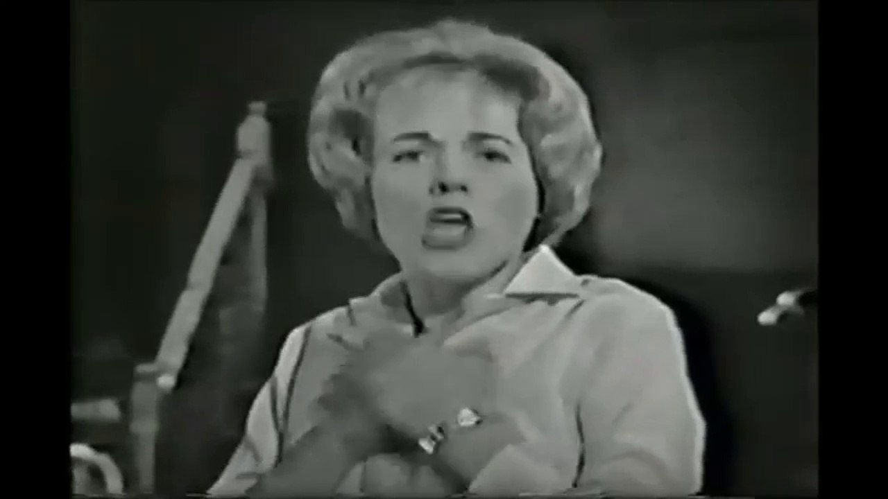 JULIE ANDREWS – Just You Wait (My Fair Lady, in the 50s) HD