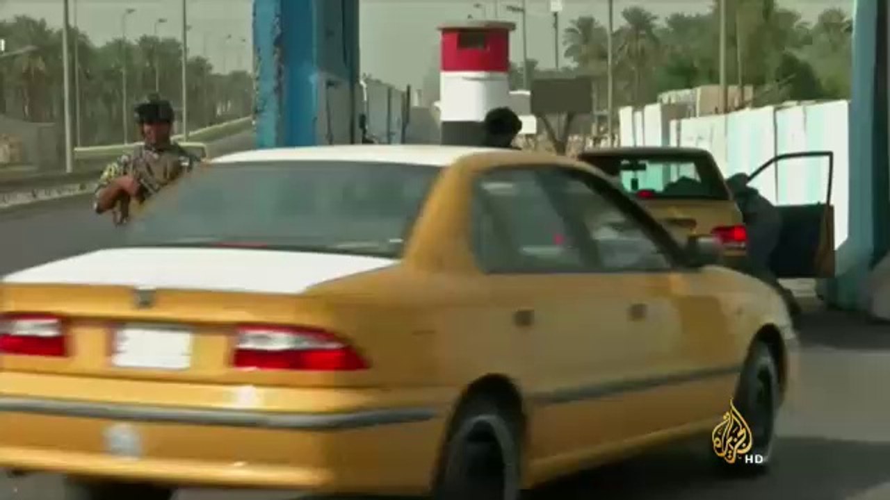 عشرات القتلى والجرحى بثلاثة تفجيرات بديالى