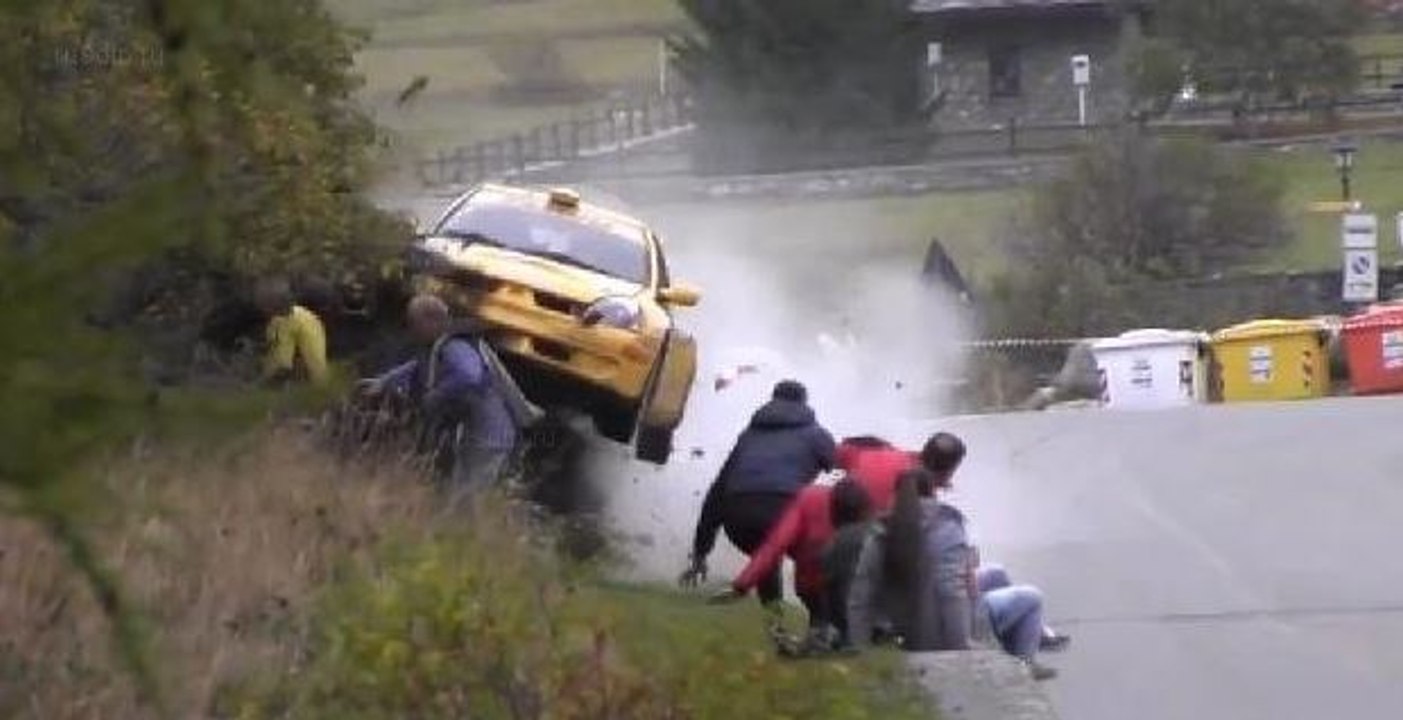 Car Crashes Compilation - October 2014