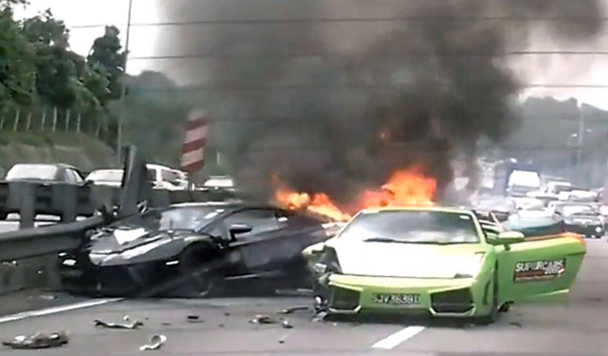 Super car driver idiots Crash Compilation