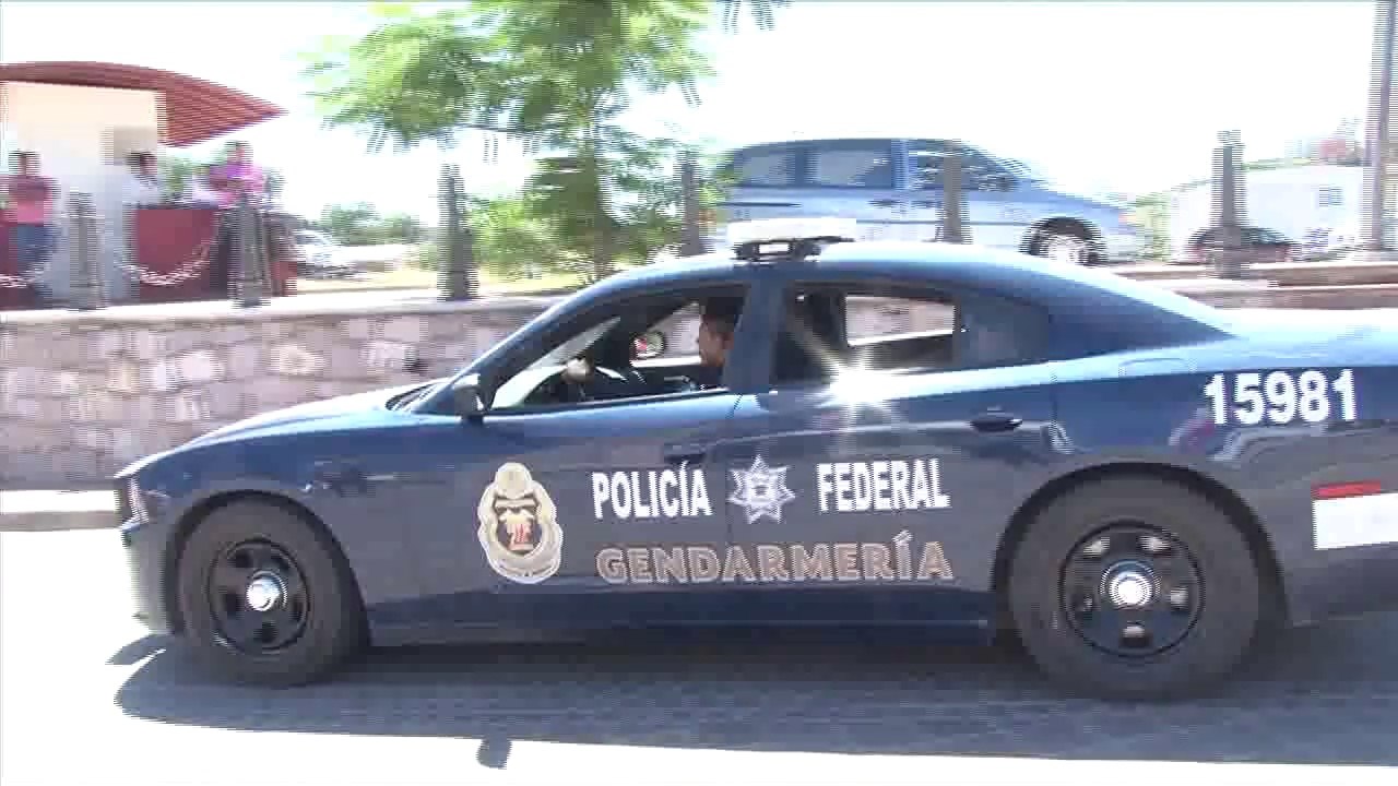 El Presidente Municipal, el Director de Seguridad Pública y el Coordinador Estatal de la Gendarmería Forilan Sanchez Romero se reunieron este viernes a puerta cerrada.