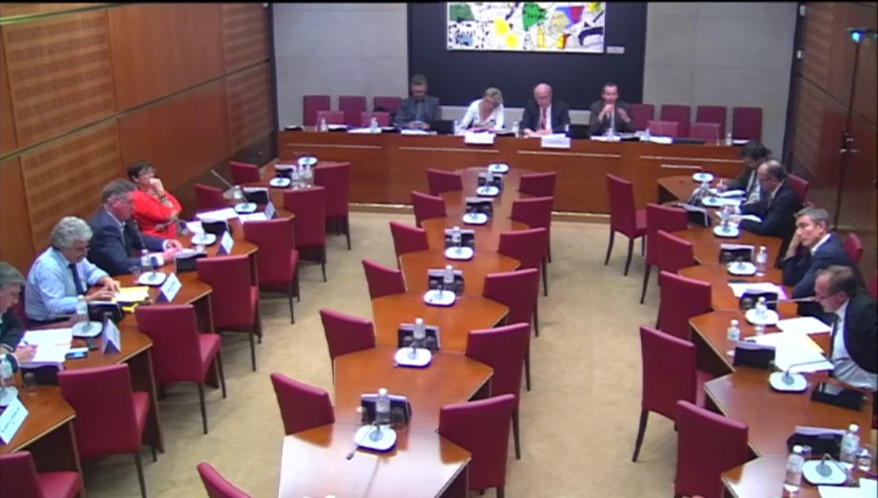 CE vie associative - table ronde associations d'éducation populaire