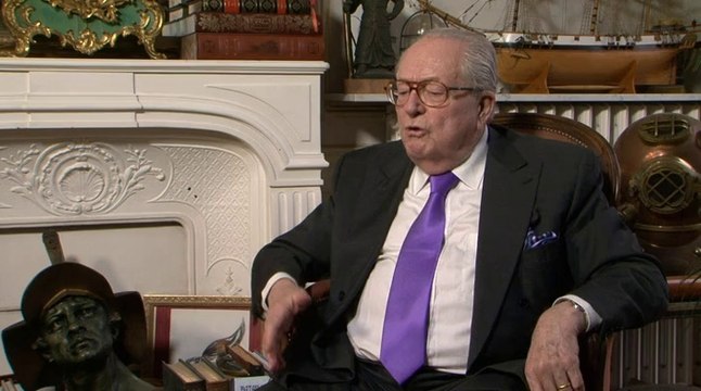 Jean-Marie Le Pen critique le positionnement de Marine Le Pen à propos du mariage homosexuel