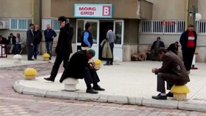 Elazığ Bingöl'de 2 Polisi Şehit Eden PKK'lının Cenazesini Ailesi Aldı