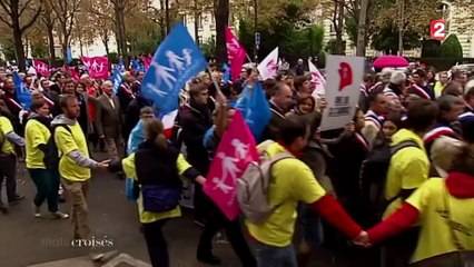 "Mots croisés": Quand les députés de l'entente parlementaire pour la famille rencontrent la Manif pour tous