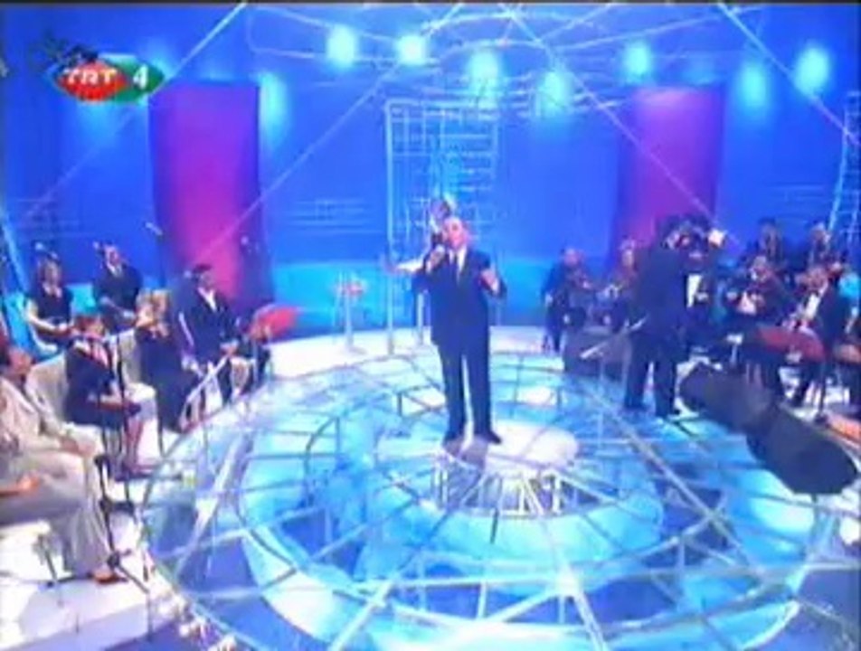 Kadri ŞARMAN *Bir Değil Bin Şarkı Yapardım Sana* (2)