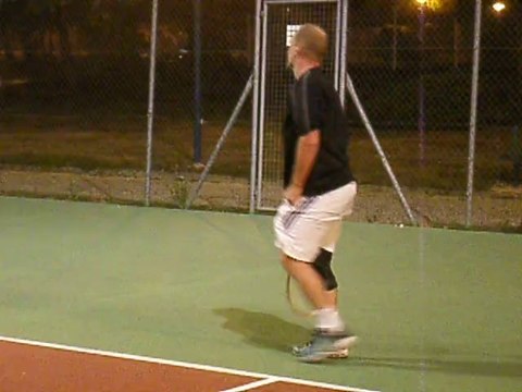 Peyo s'échauffe ... tranquillement