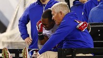 Victor Cruz Knee Injury vs. Eagles, Gets Carted of Field