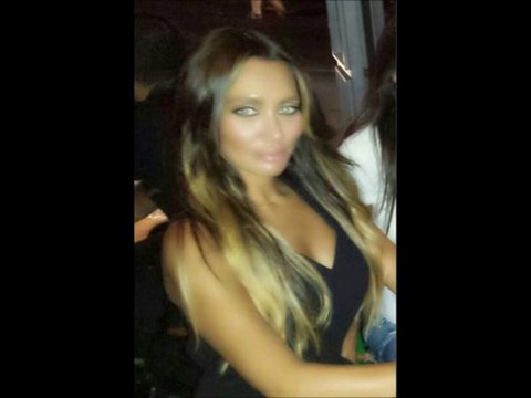 Umut Akyürek - Yalnız Kalan Ruhumun Acısı Sarmaşık Gülleri