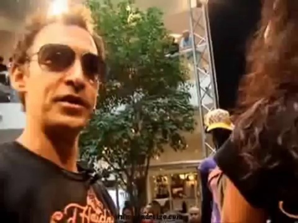 Adam Saaks - Perfect instant T-Shirt Designer