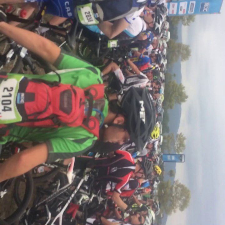 Roc d azur 2014 avant départ vague 5 VTT frejus