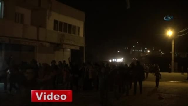 Yol Kesip Kimlik Kontrolü Yaptılar!