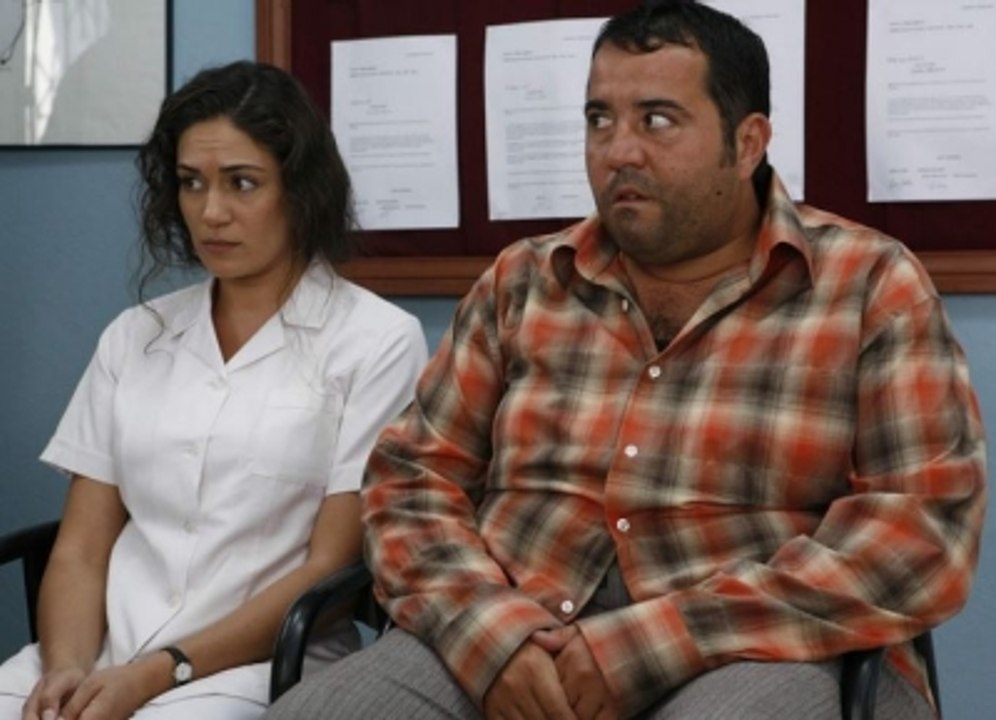 Ata Demirer'in Eşi Özge'yi Kahreden Kaza