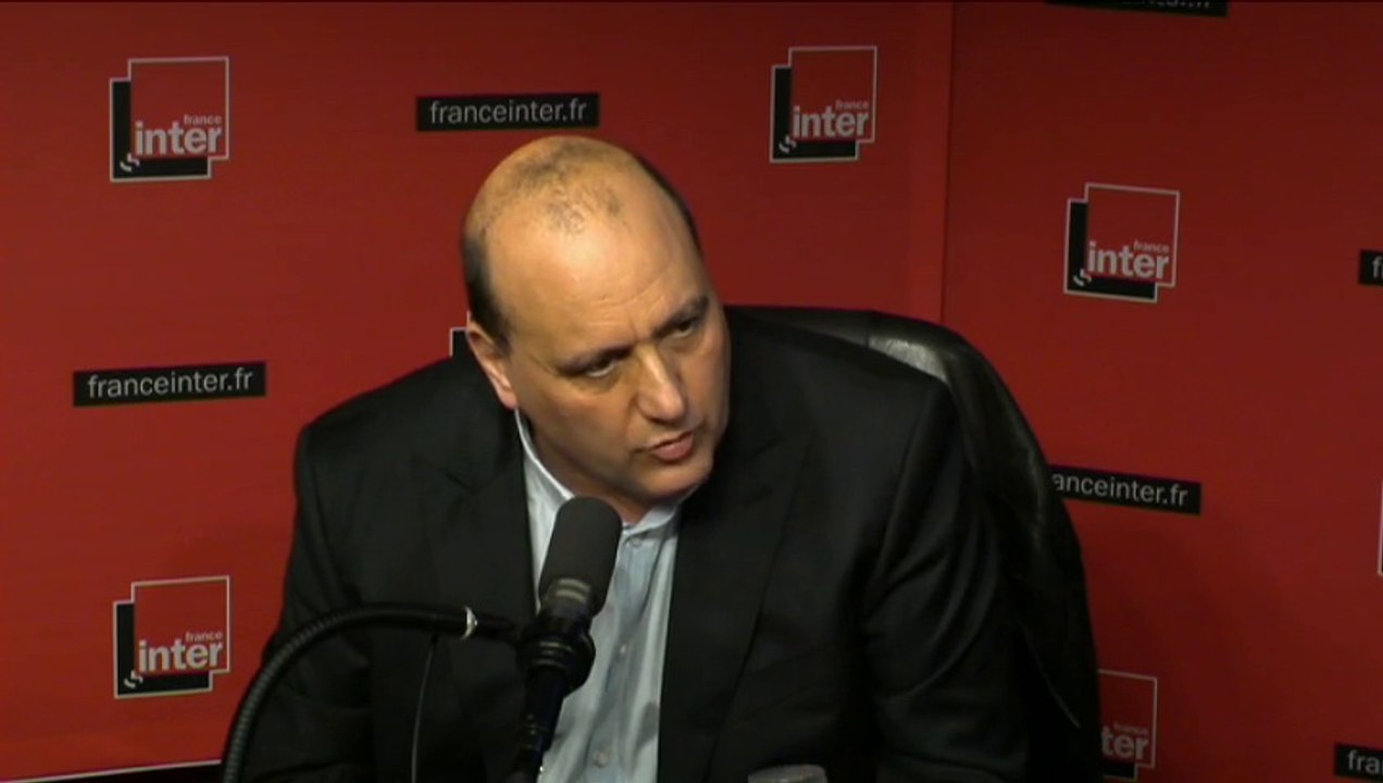 Julien Dray, 'La bataille principale est la bataille idéologique contre la droite et l'extrême droite.'