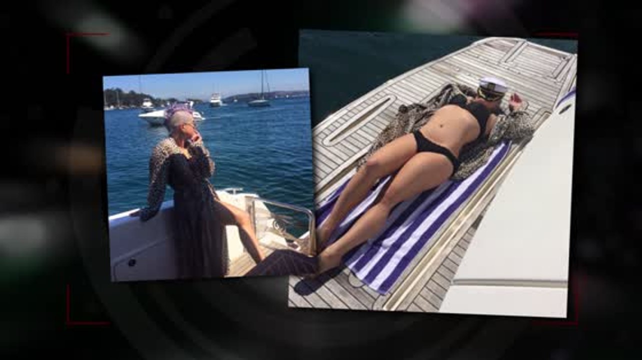 Kelly Osbourne zeigt ein sexy Bikinibild von sich auf Instagram
