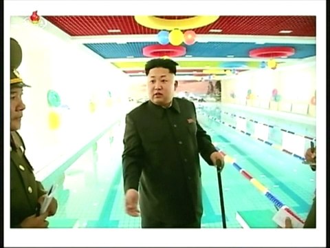 Kim Jong-Un réapparaît après un mois d'une mystérieuse absence