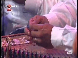 Seda Kolay - Üzüldüğün Şeye Bak