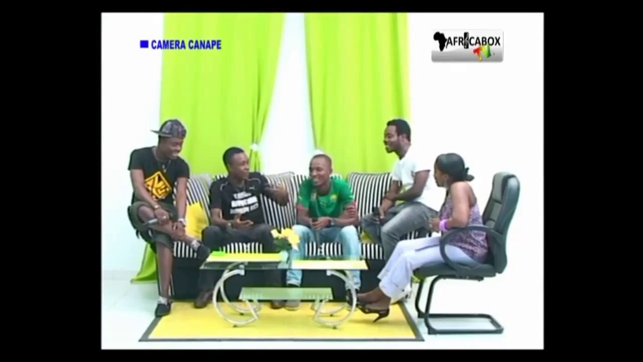 Un zouglou revolutionne avec le groupe REVOLUTION.