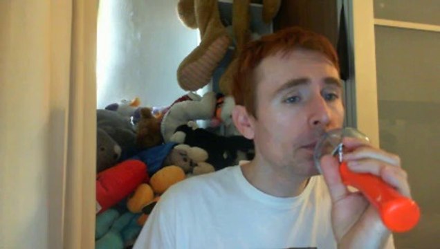 Wiwi égratigne l'idole (je n'en peux plus) de Jacques Dutronc