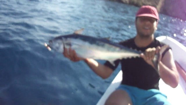 BALIK AVINDA ENTERESAN BIR GUN MAVİ ORKİNOS AVI - adrasanbalik.com