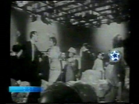 Estela Raval y los Cinco Latinos - Extiendete que me Encontraras