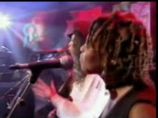 D'angelo - Brown Sugar (Live on Later)