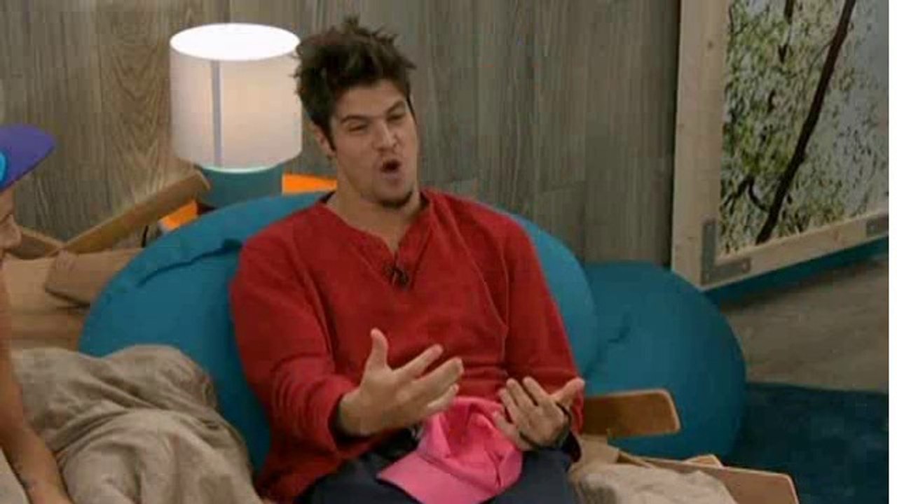 Zach joking about Victoria being the biggest threat in the house 8/13