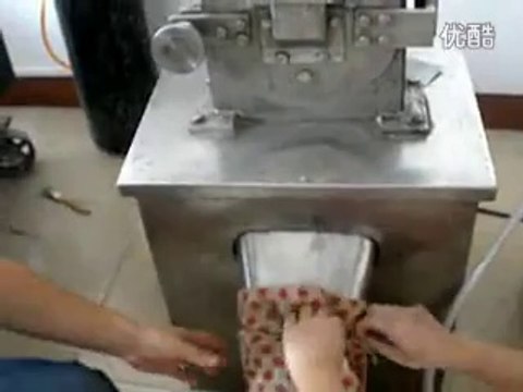 Máy nghiền bột gạo, máy nghiền bột gia vị thực phẩm, máy nghiên bột khô, máy xay nghiền bột mịn, 0909134877