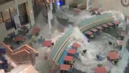 Video captures Flash flood swamping hospital cafeteria in Nebraska