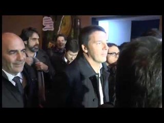 Napoli - L'attesa per l'arrivo di Renzi in città (13.08.14)