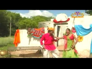 Nakhrali Banni - Traditional Rajasthani Couple Dance On Romantic Song