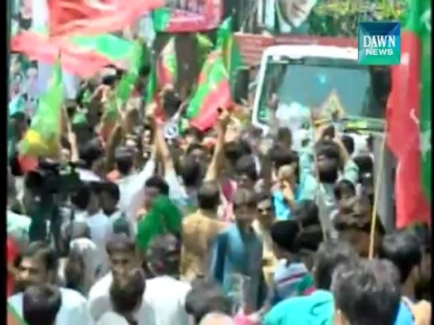 Imran begins ‘Azadi March’ from Lahore