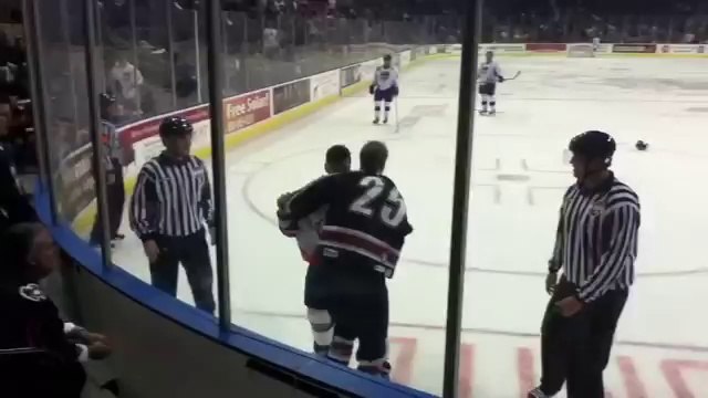 Luis Navas - Hockey Fight Leaves Ice Bloody Red