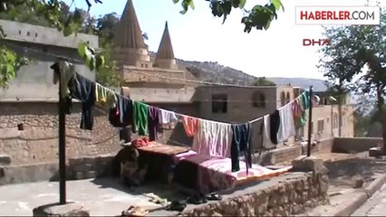 Ezidiler, Işid Korksu Nedeniyle Kutsal Mekanlarına Sığındı