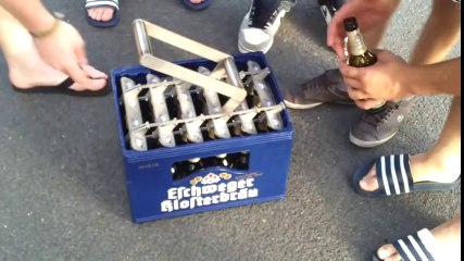 Bir kasa bira aynı anda nasıl açılır?