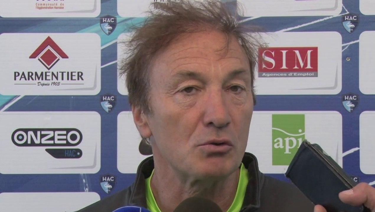 Avant Niort - HAC, interview d'Erick Mombaerts